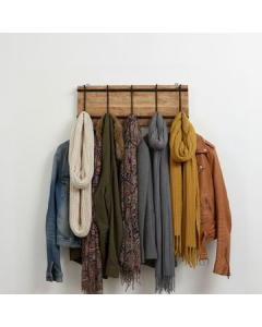 Mangohouten kapstok. 