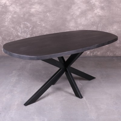 Eettafel zwart 180 cm met spinpoot van zwart staal.