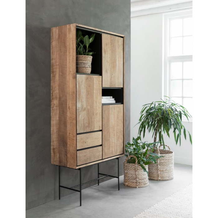 Boekenkast hoog van teakhout 100 cm.