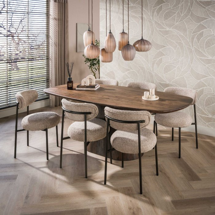 Eettafel deens ovaal 180 cm Lenn acaciahout bruin met middenpoot - sfeerfoto 1