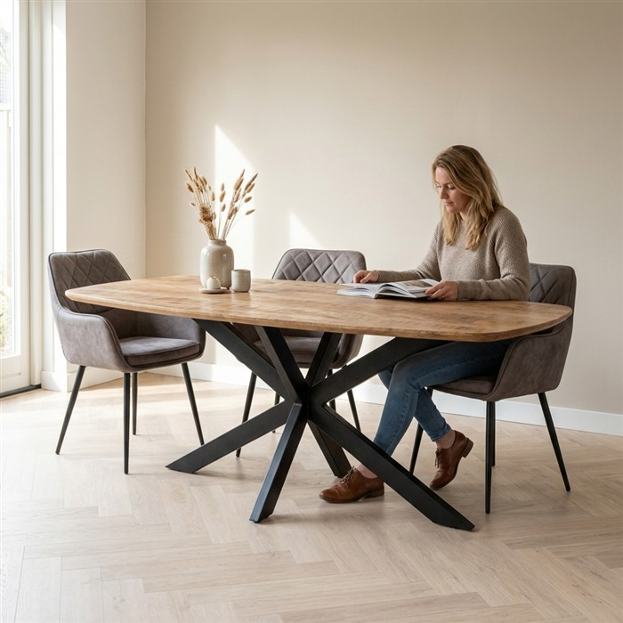 Deens ovale eettafel met spinpoot 200 cm