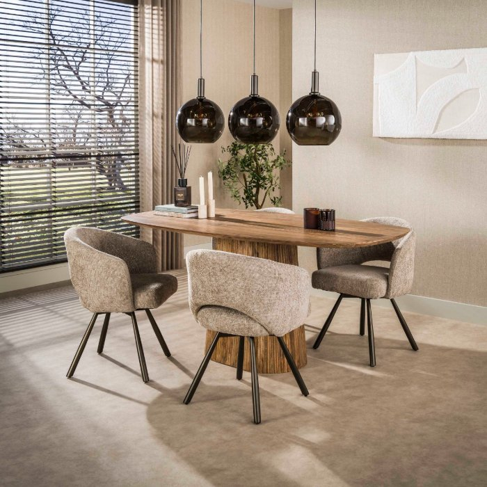 Eettafel deens ovaal mangohout 180 cm Kira naturel met centrale poot - sfeerfoto 1