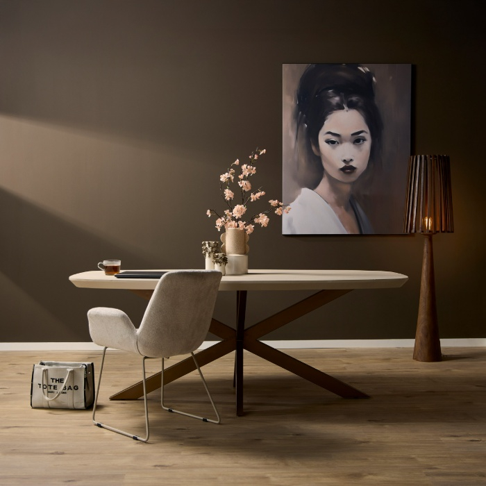 Deens ovale eettafel Madison zand met bronskleurig matrix onderstel in eetkamer