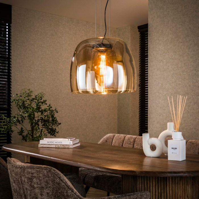 Grote hanglamp amber glas Mara XL 48 cm - sfeerfoto 1