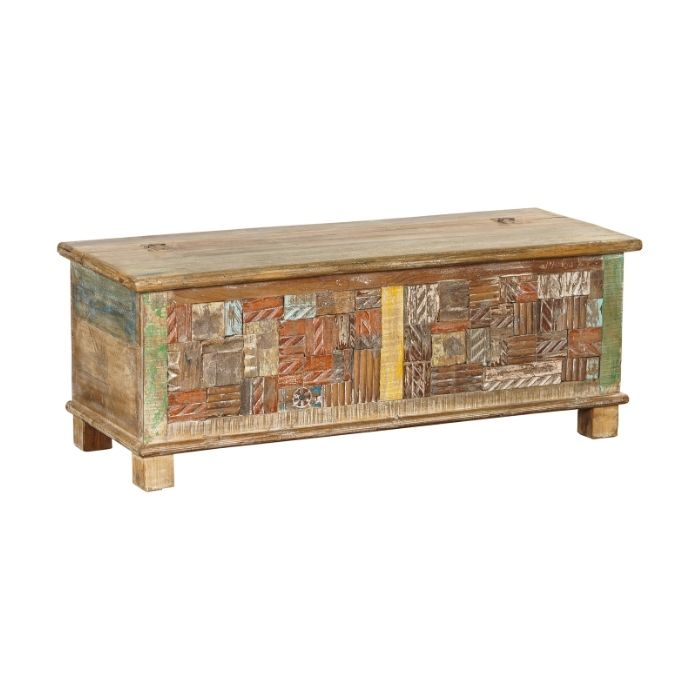 Grote houten salontafel.