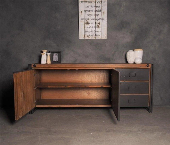metalen dressoir industrieel Dressoir Victor Industrieel Metaal Hufterproof 210cm