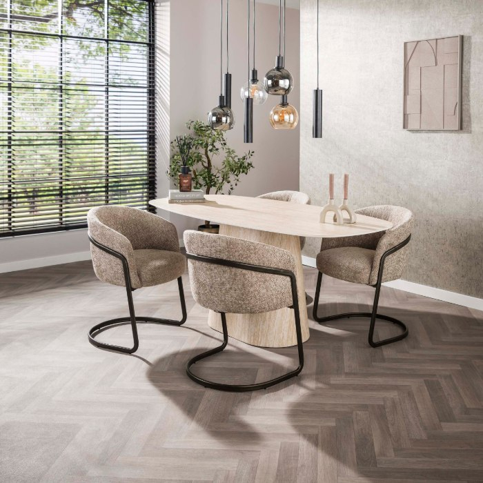 Keramische eettafel deens ovaal 180 cm Cara travertinlook met middenpoot - sfeerfoto 1