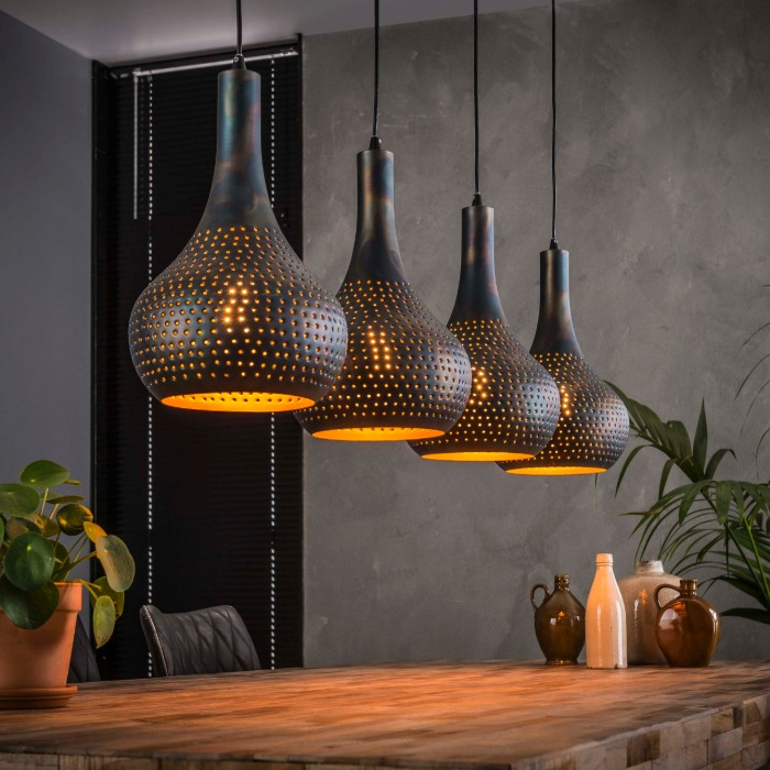 Metalen hanglamp met gaatjes Uma 4 kegelkappen - sfeerfoto 1