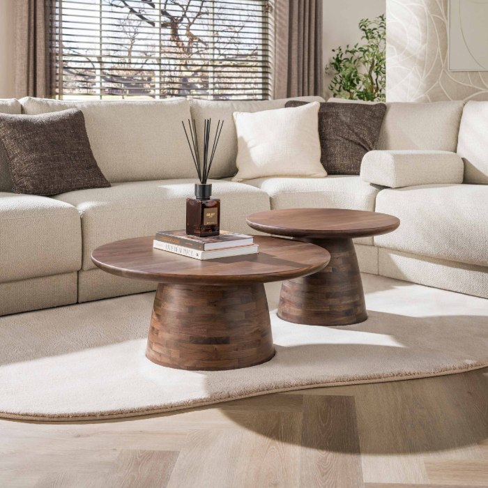 Ronde salontafel acaciahout Balo set van 2 80 cm - sfeerfoto 1