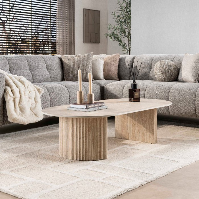 Travertinlook salontafel 135 cm Axel met halvemaan onderstel - sfeerfoto 1