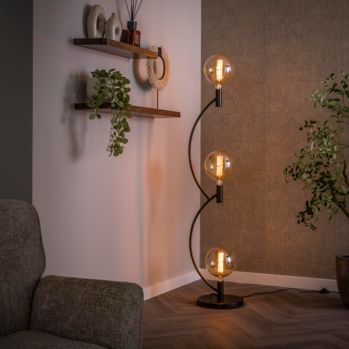 Vloerlamp gebogen met 3 lichtpunten Cela bruin - sfeerfoto 1