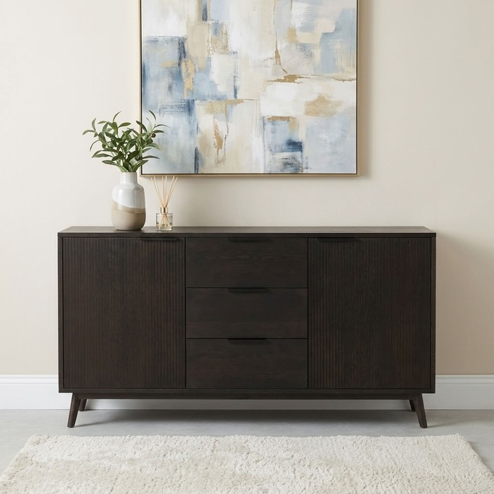 Zwart dressoir 150 cm van eiken fineer met ribbelfronten en drie lades