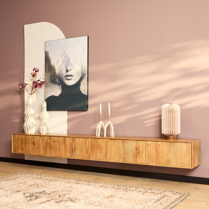 Naturel mangohouten zwevend tv meubel Madison met ribbelfront