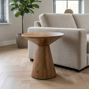 Houten bijzettafeltje rond 60 cm.