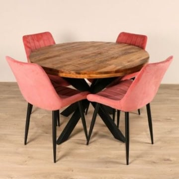 eethoek mangohout tafel 110cm met 4 roze stoelen.