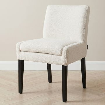 Eetkamerstoel Charlie in de kleur wit. 