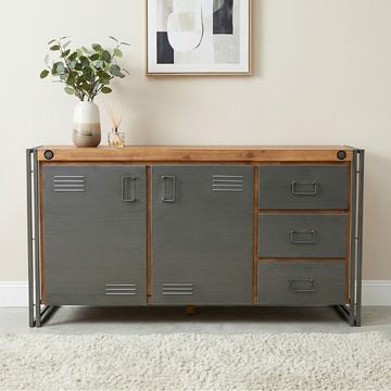 Dressoir industrieel 150 cm breed.