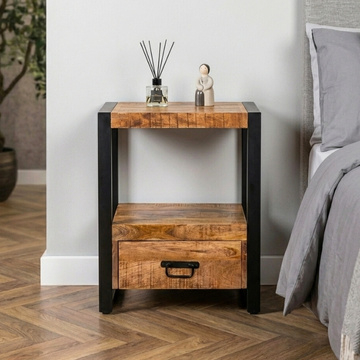 Nachtkastje mangohout.