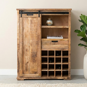 Industriële barkast gemaakt van mangohout met een schuifdeur.