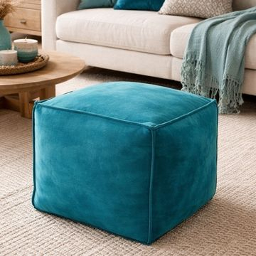 Vierkante poef van leer in Turquiose.