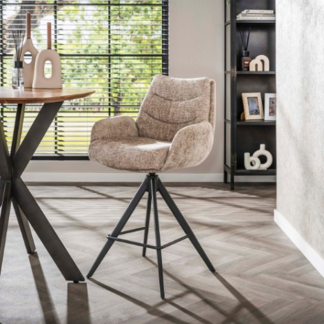 Barkruk draaibaar en terugdraaiend Elin beige chenille - sfeerfoto