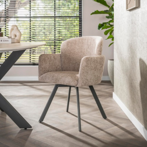 Eetkamerstoel draaibaar met armleuning Avio beige chenille - sfeerfoto