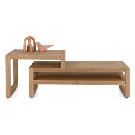 Salontafelset Bonaire in eikenfineer, hoge tafel op open frame-poot over lage tafel met legplank, met decoratie