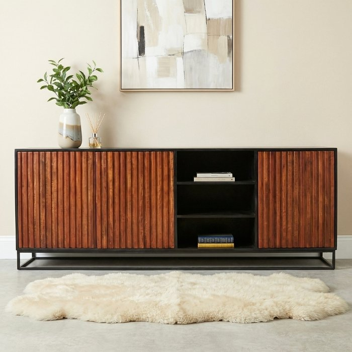 Bruin dressoir 200 cm.