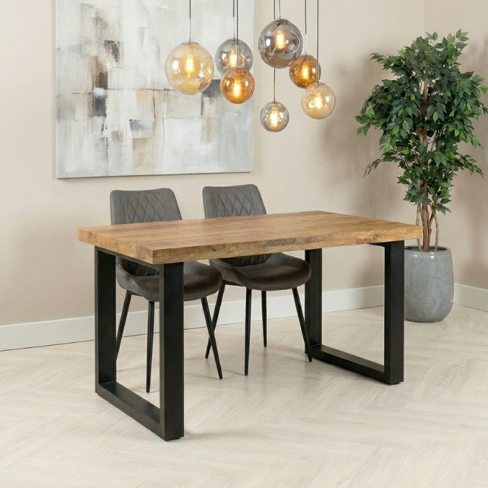 Eettafel van mangohout 140 cm