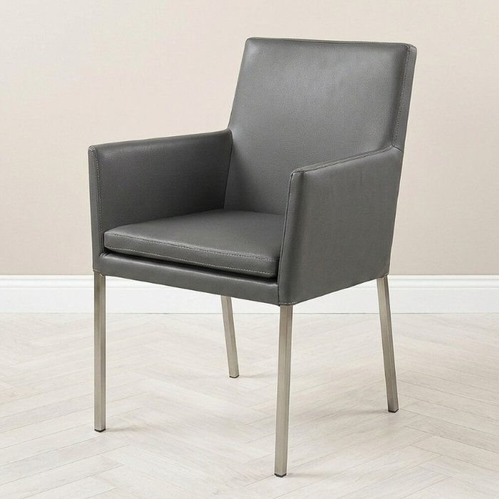 Moderne armstoel grijs lederlook met metalen poten