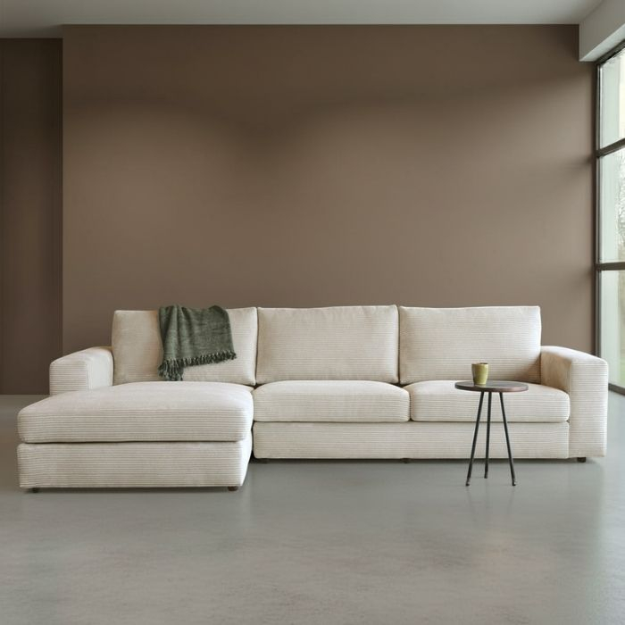 Sfeerafbeelding hoekbank Uno in ribstof. 