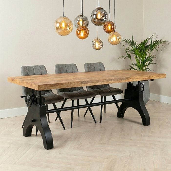 Mangohouten eettafel met industrieel onderstel en opdraai blad