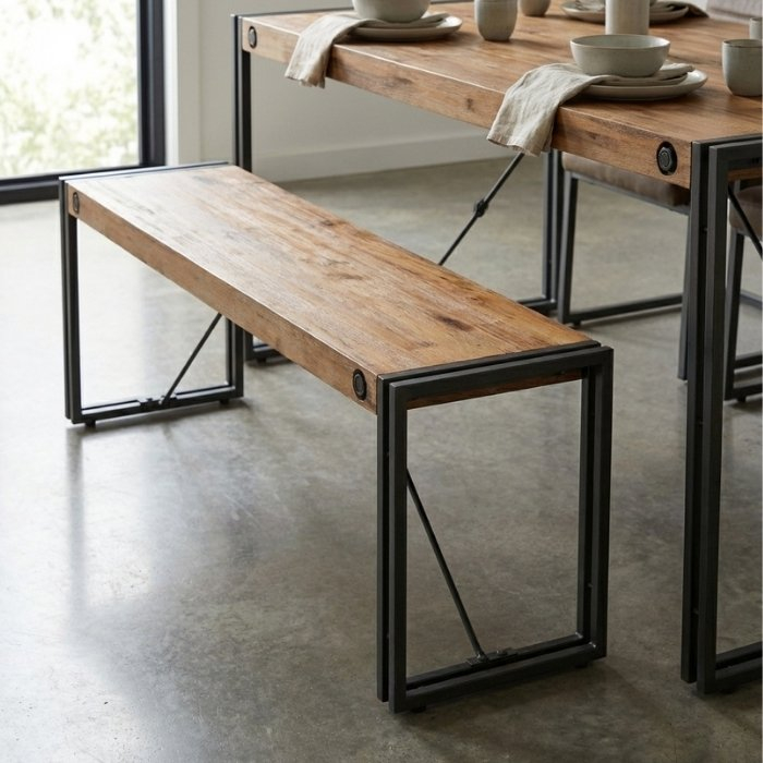 Industrieel bankje van acaciahout met grijs metaal frame