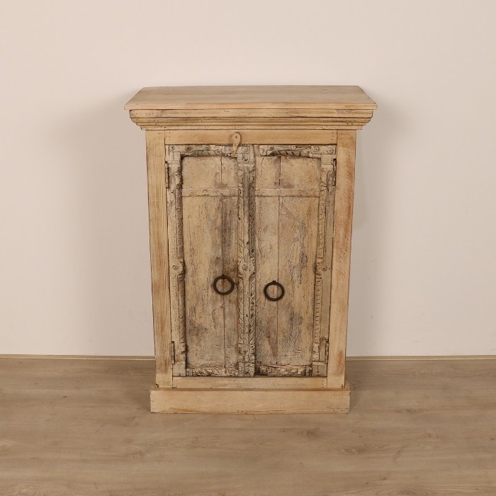 Kastje uit India vooraanzicht. 