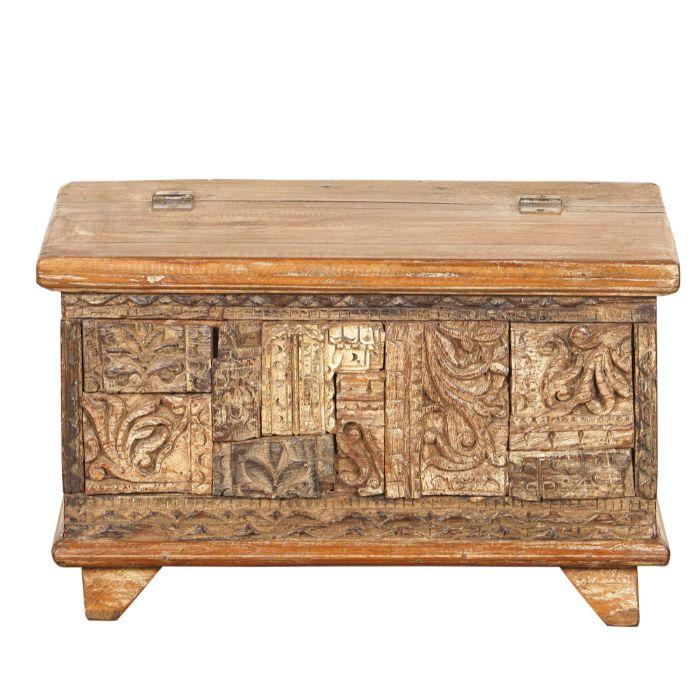 Klein kistje van teakhout