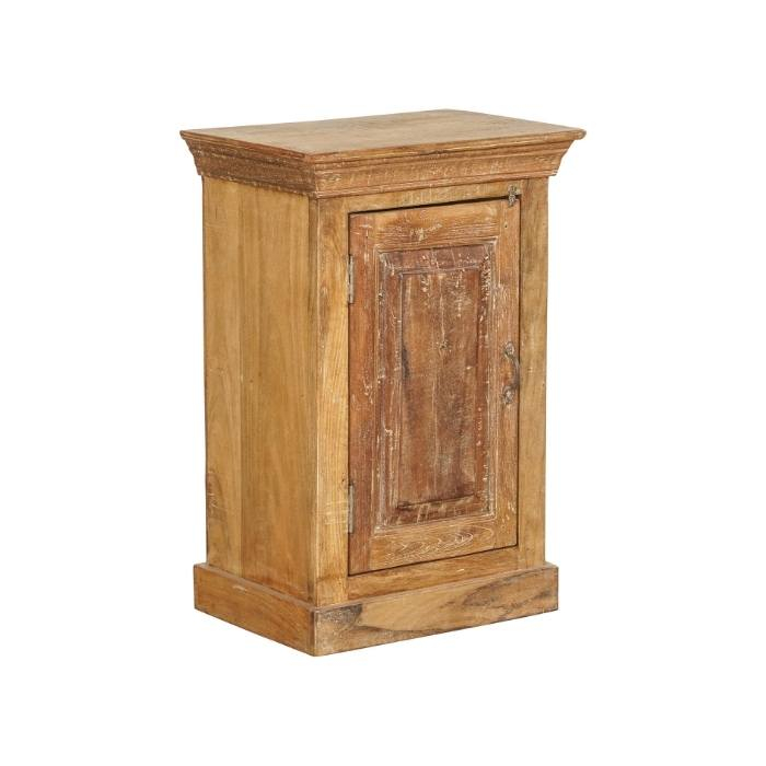 Klein kastje met deur. 