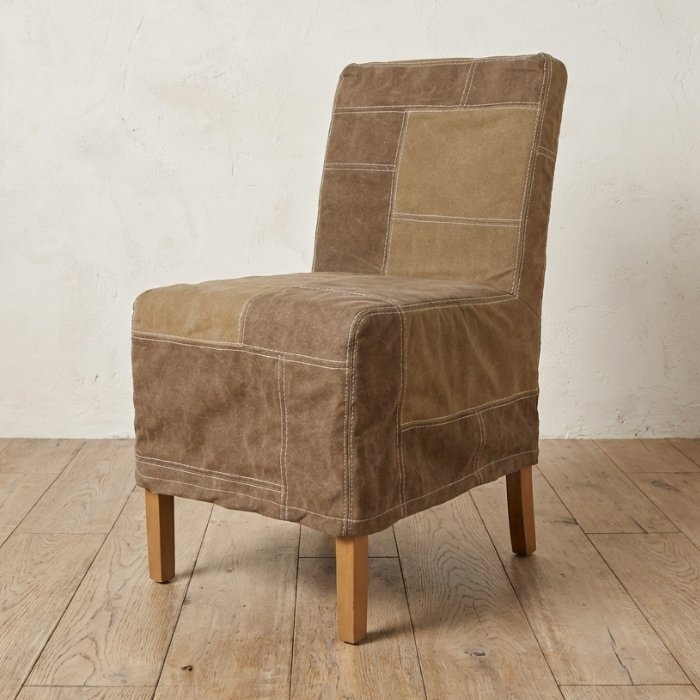 Landelijke eetkamerstoel bruin met eiken poten