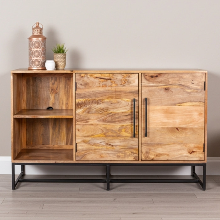 Dressoir mangohout met twee deuren en twee open vakken.