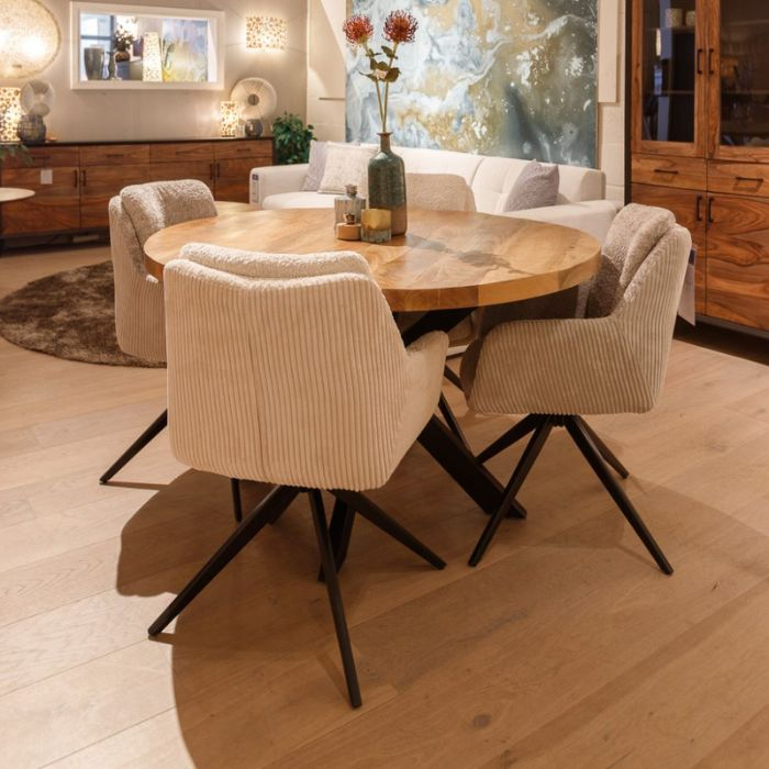 Ronde eettafel van mangohout 130 cm met stoelen