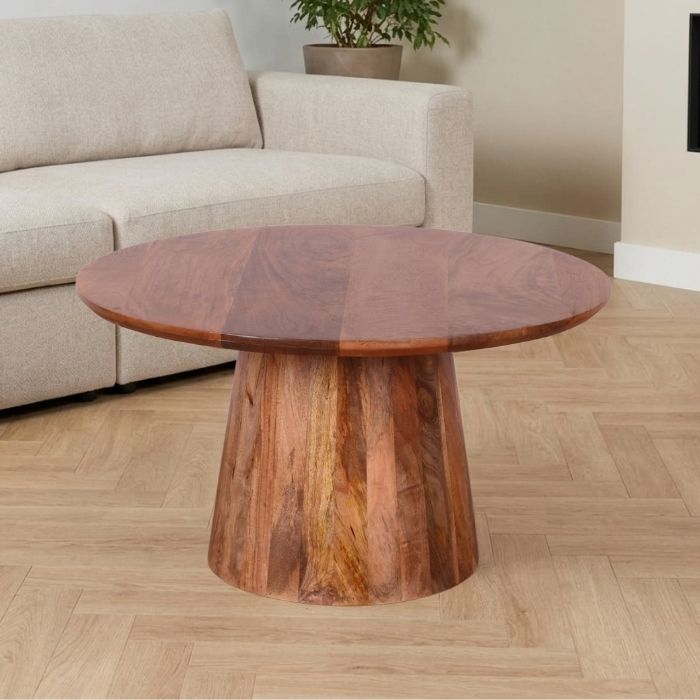 Salontafel van mangohout. 