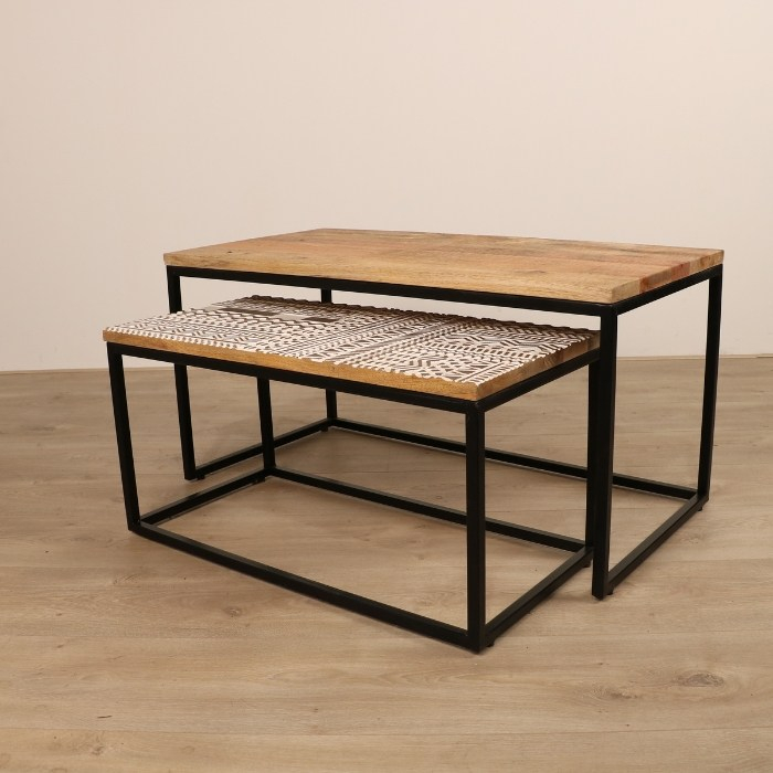 Mangohouten salontafel set tribal wit.