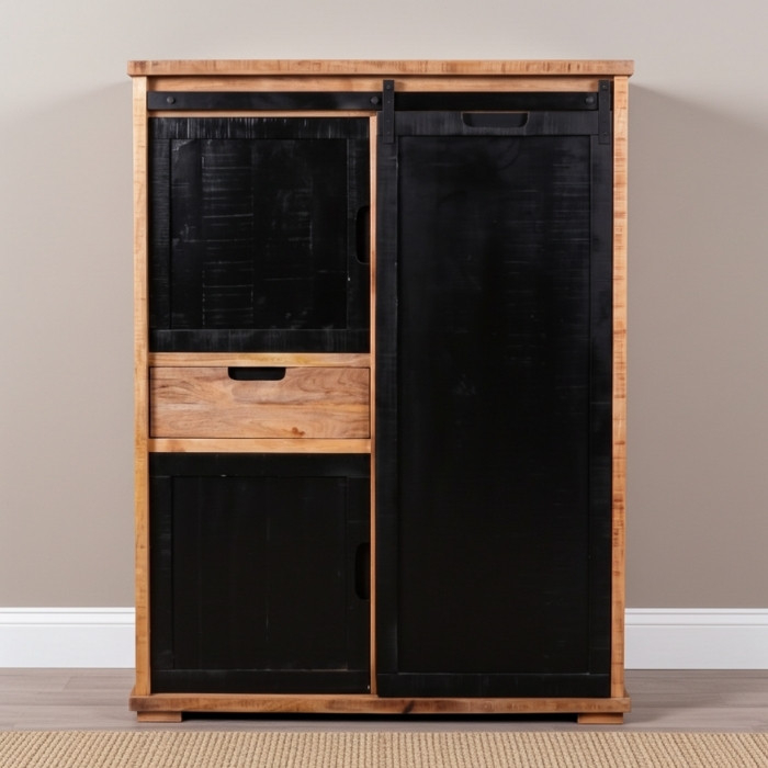 Mangohouten kast met schuifdeur.